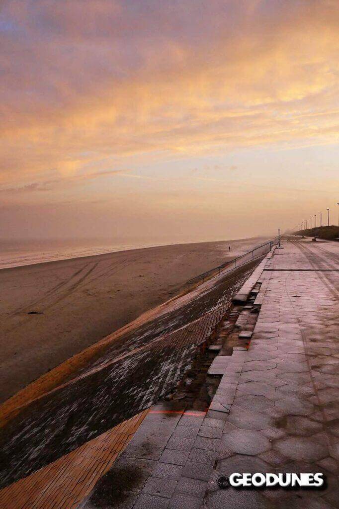 Tempête Xaver: Les dégâts sur les ouvrages de protection au niveau de Dunkerque 4 Dégradation de la digue au Grand Pavois - Tempête Xaver - décembre 2013
