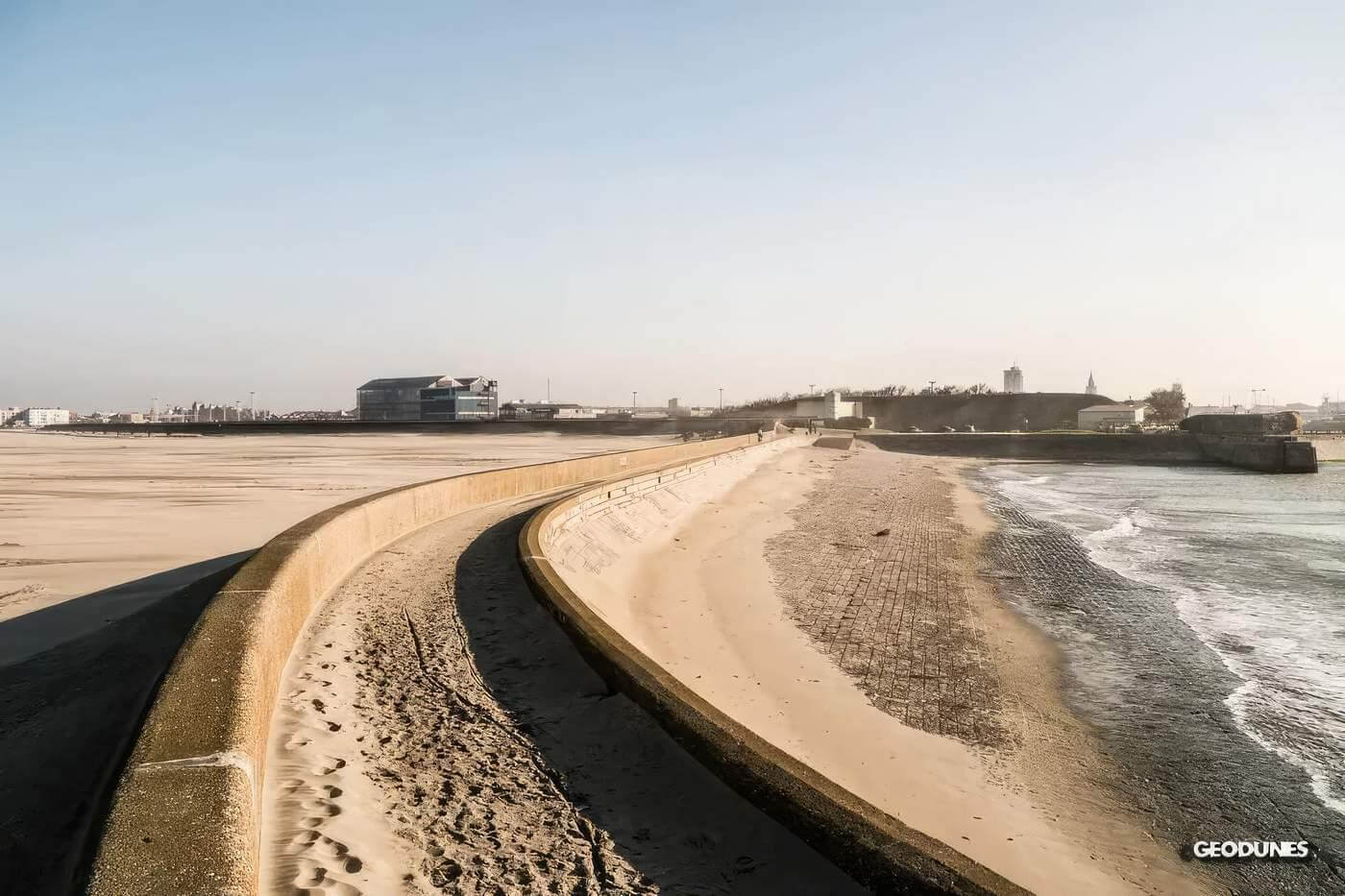 Transport éolien au dessus de la jetée de Malo les Bains