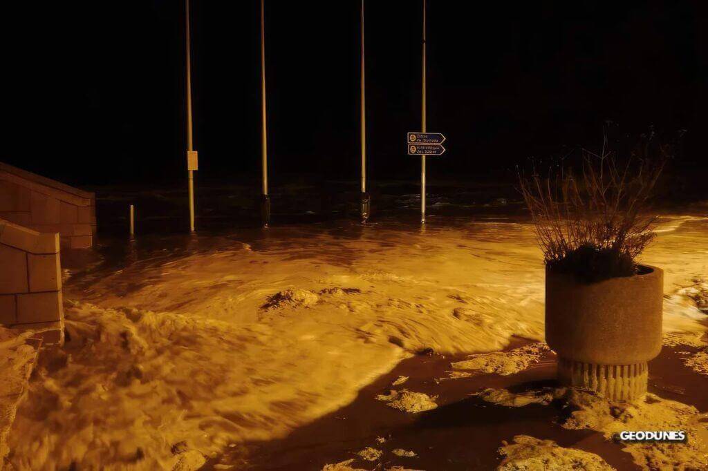 Digue de Malo submergée