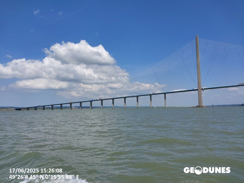 Geodunes Pose 20250617 152608 170625