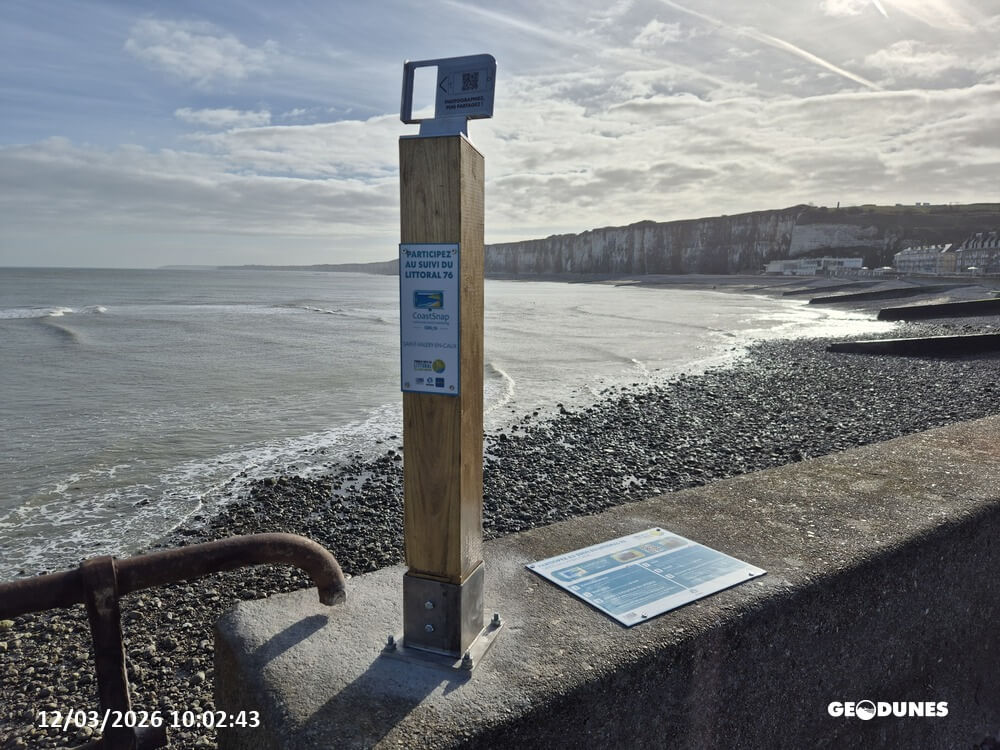 Extension du réseau coastsnap de la Seine-Maritime 3 Geodunes Installation CoastSnap SML76 20260312 20260312 10
