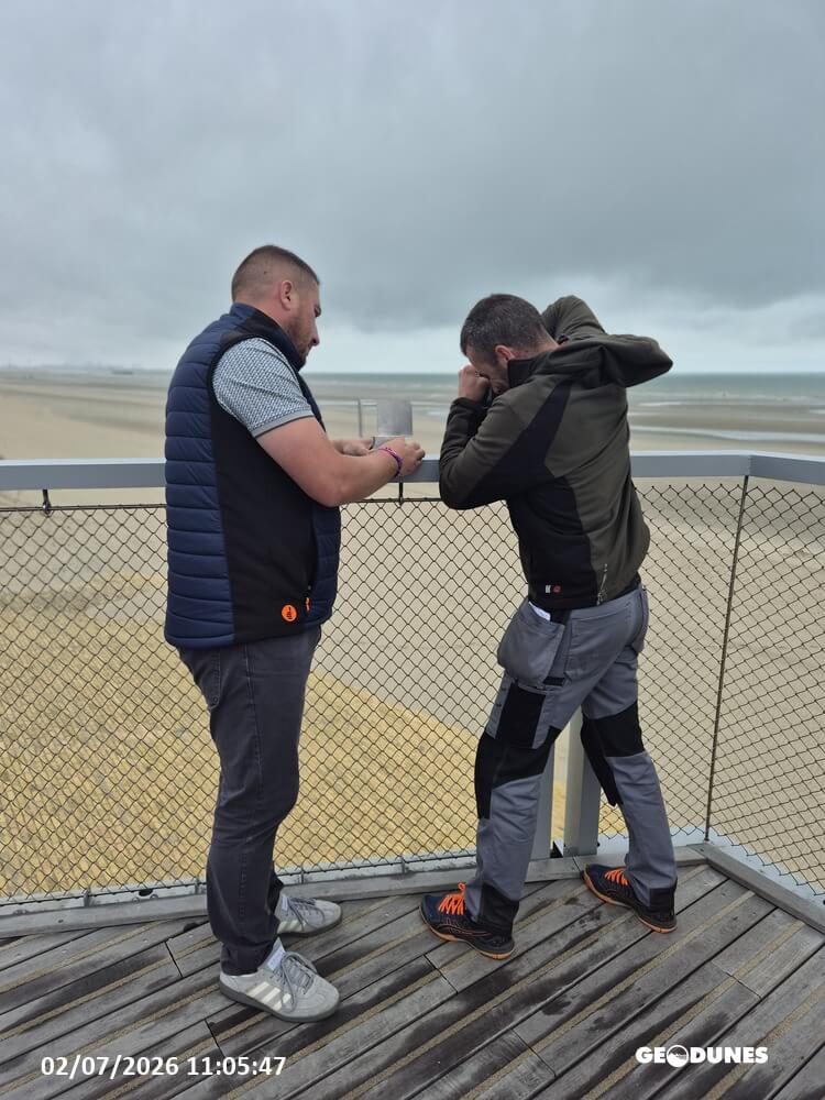 Coastsnap : une nouvelle station inaugurée à Leffrinckoucke rejoint le réseau de la côte d'Opale 3 Geodunes Installation 20260702