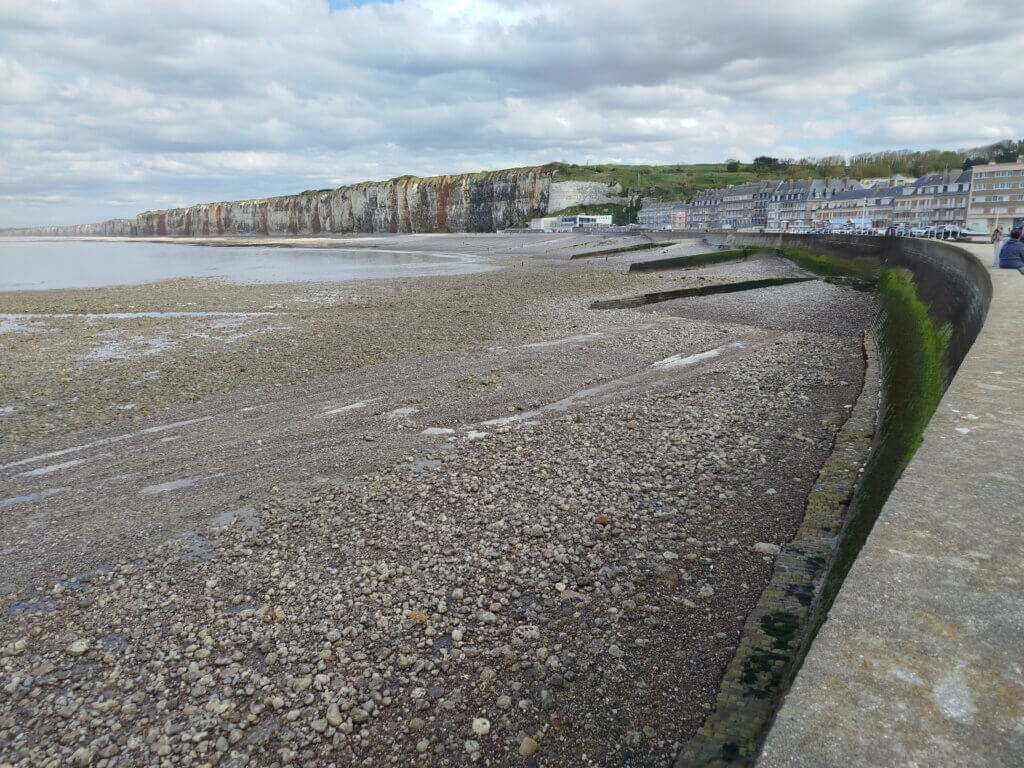 COASTSNAP 76 : Suivi du rechargement de galets sur la plage de Saint-Valéry-en-caux 3 stv 20260417 1654 2657 Inconnu Inconnu 304m