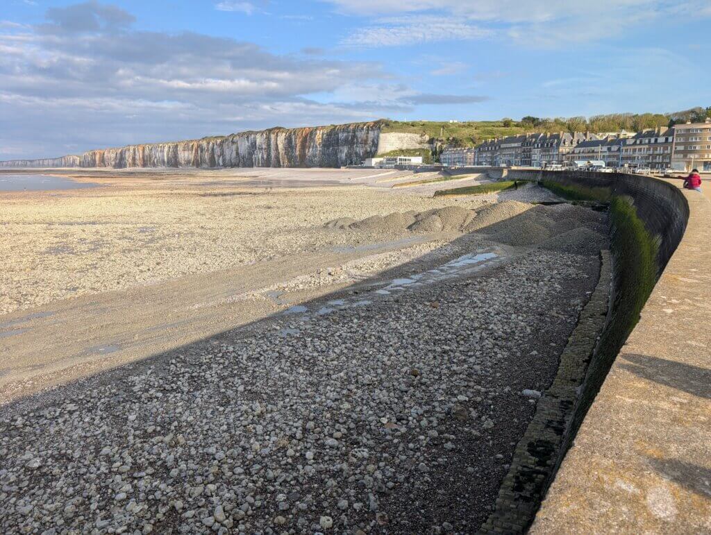 COASTSNAP 76 : Suivi du rechargement de galets sur la plage de Saint-Valéry-en-caux 4 stv 20260417 1844 2660 Inconnu Inconnu 097m